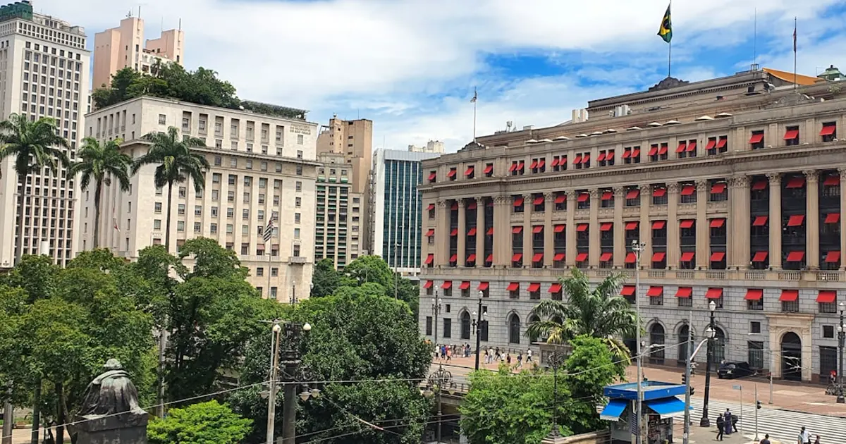 Governo de MS prepara privatização parcial da Sanesul e negocia com três grupos privados