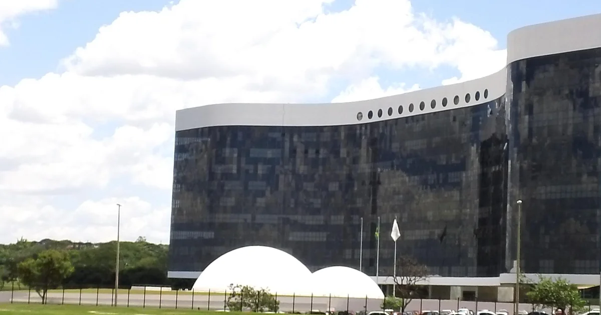 Plenário e sede do Tribunal Superior Eleitoral (TSE) em Brasília durante alinhamento de diretrizes técnicas para os últimos dias de campanha eleitoral e transmissão dos debates na TV aberta.