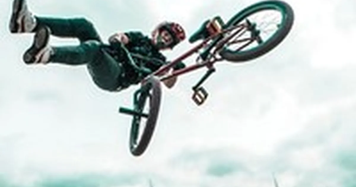 Festival de bikes na Zona Sul de SP tem competição de manobras radicais e atividades pra criançada