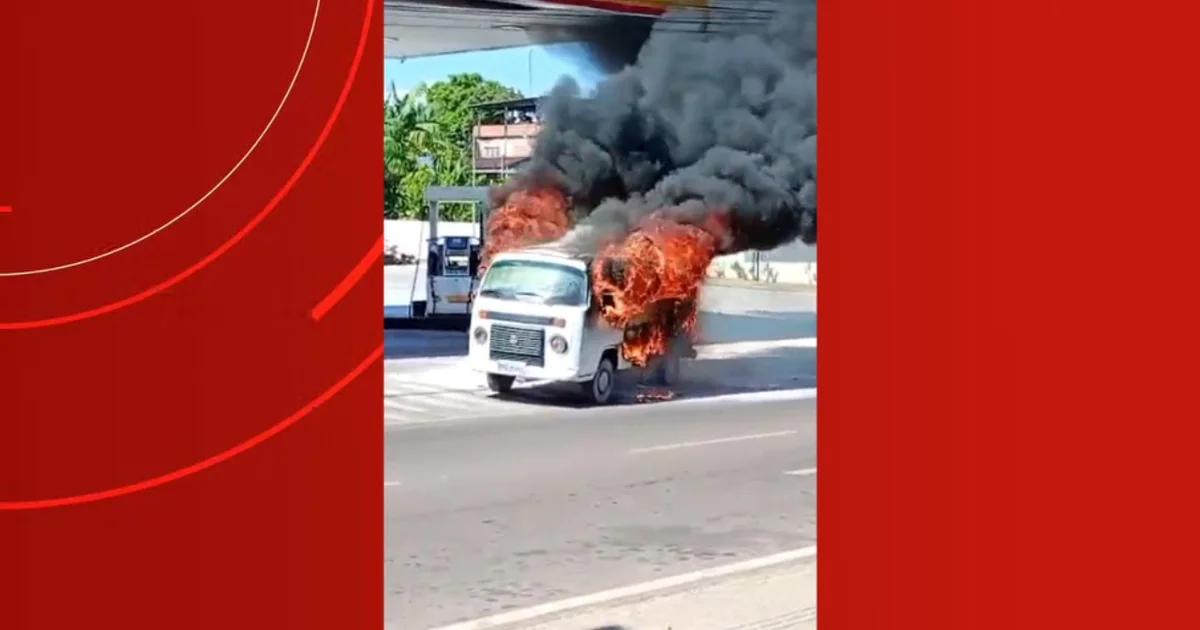 CBMAM e Frentistas Evitam Explosão em Posto Após Kombi Pegar Fogo em Iranduba no Amazonas