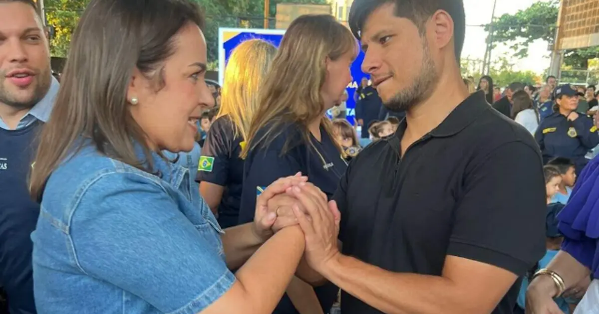 Tiago Vargas instala tornozeleira eletrônica e inicia prisão domiciliar em CG